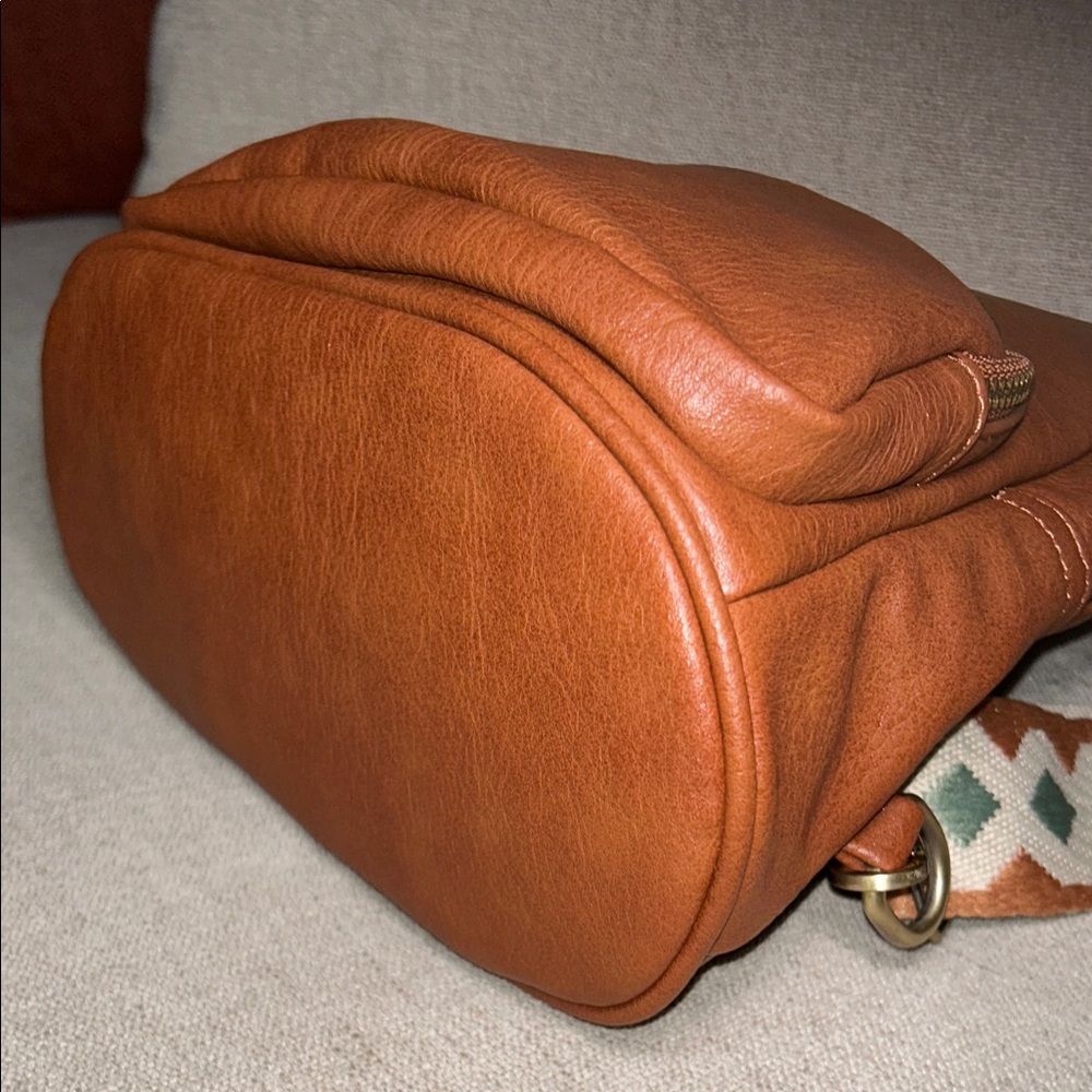 Urban Originals Brown Sling Bag - Picture 7 of 16